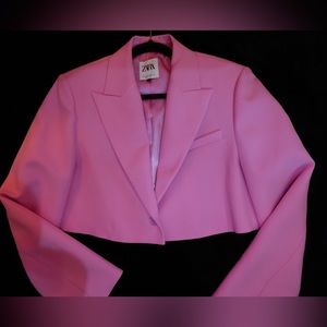Pink crop shoulder pad blazer
